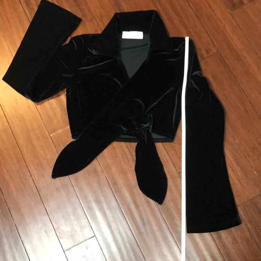 Women’s Throw Jacket - image 5